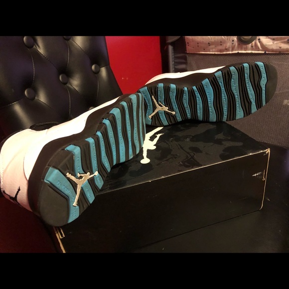 Air Jordan Retro 10 - Picture 2 of 5